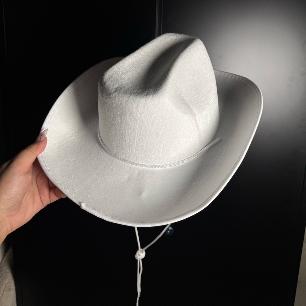 Light Gray Felt Cowboy Hat